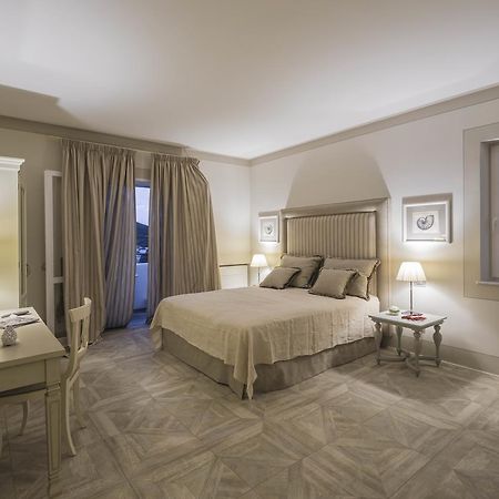 Maridea Casa Vacanza- Le Alcove Sul Mare Suites 폰차 외부 사진