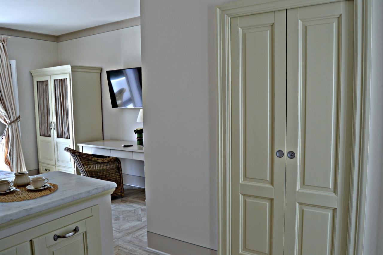 Maridea Casa Vacanza- Le Alcove Sul Mare Suites 폰차 외부 사진