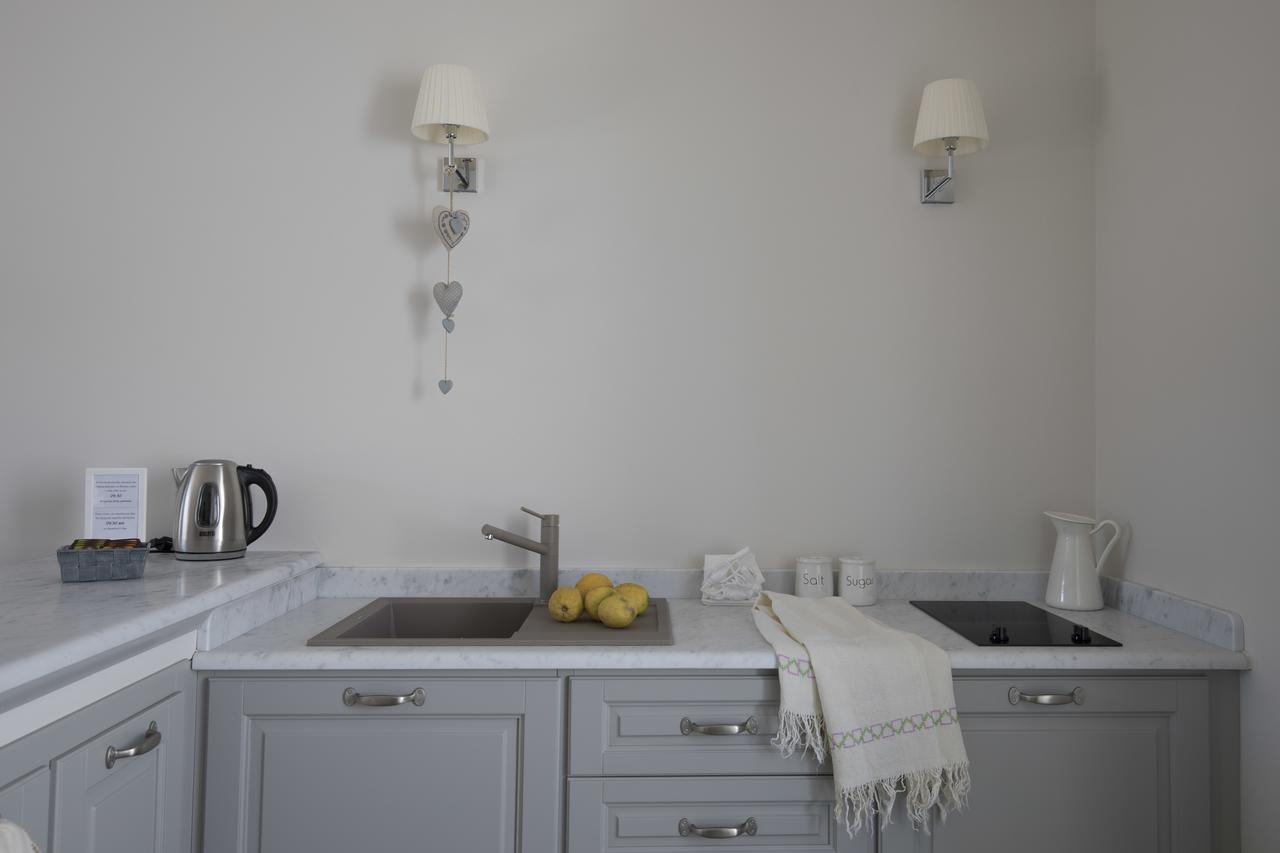 Maridea Casa Vacanza- Le Alcove Sul Mare Suites 폰차 외부 사진