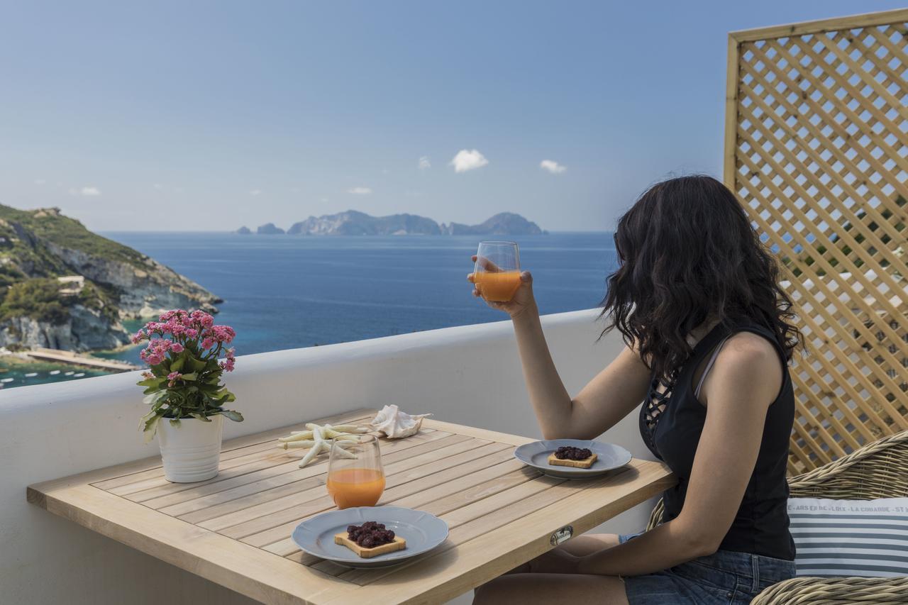 Maridea Casa Vacanza- Le Alcove Sul Mare Suites 폰차 외부 사진