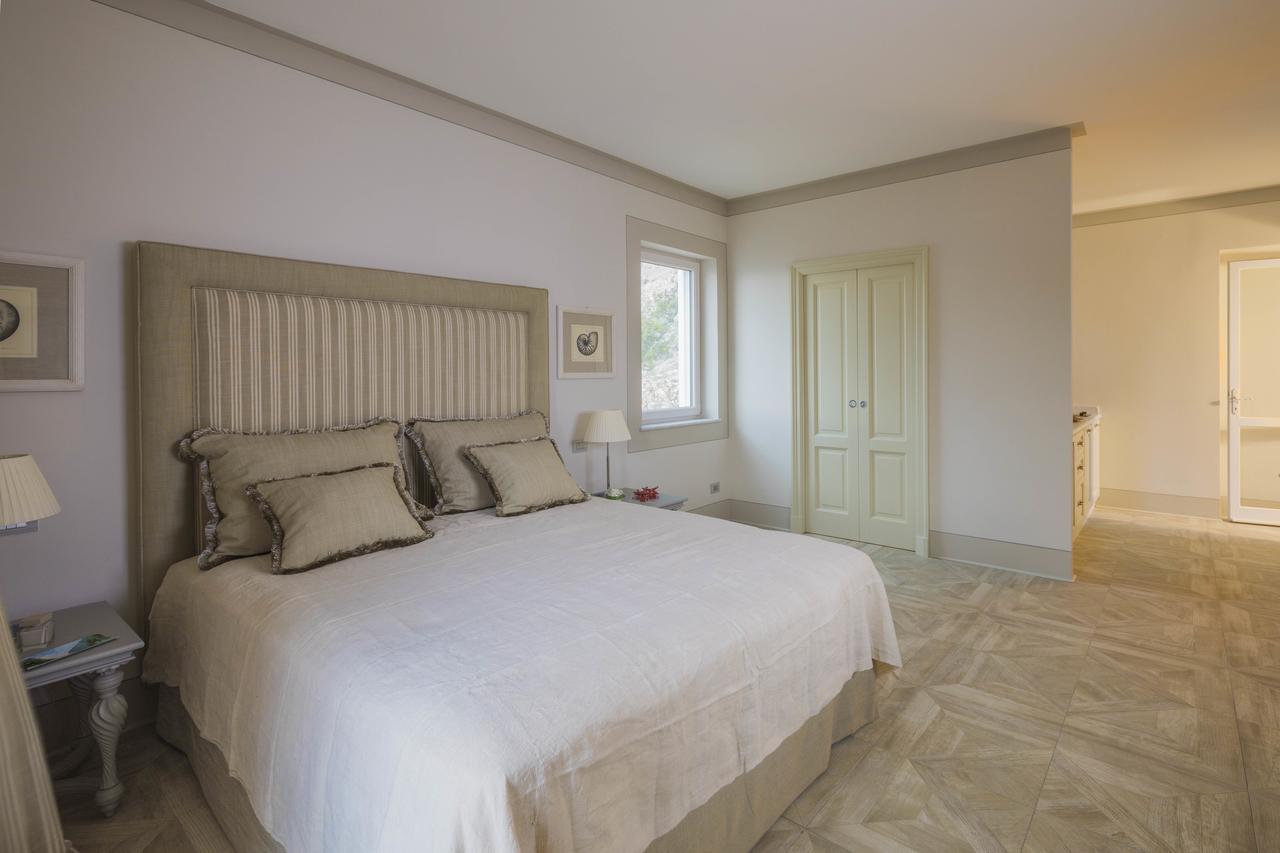 Maridea Casa Vacanza- Le Alcove Sul Mare Suites 폰차 외부 사진