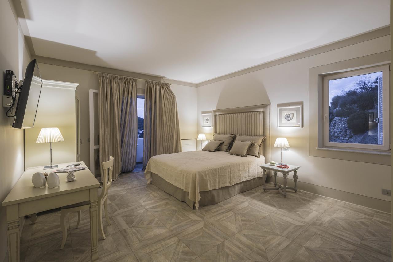 Maridea Casa Vacanza- Le Alcove Sul Mare Suites 폰차 외부 사진
