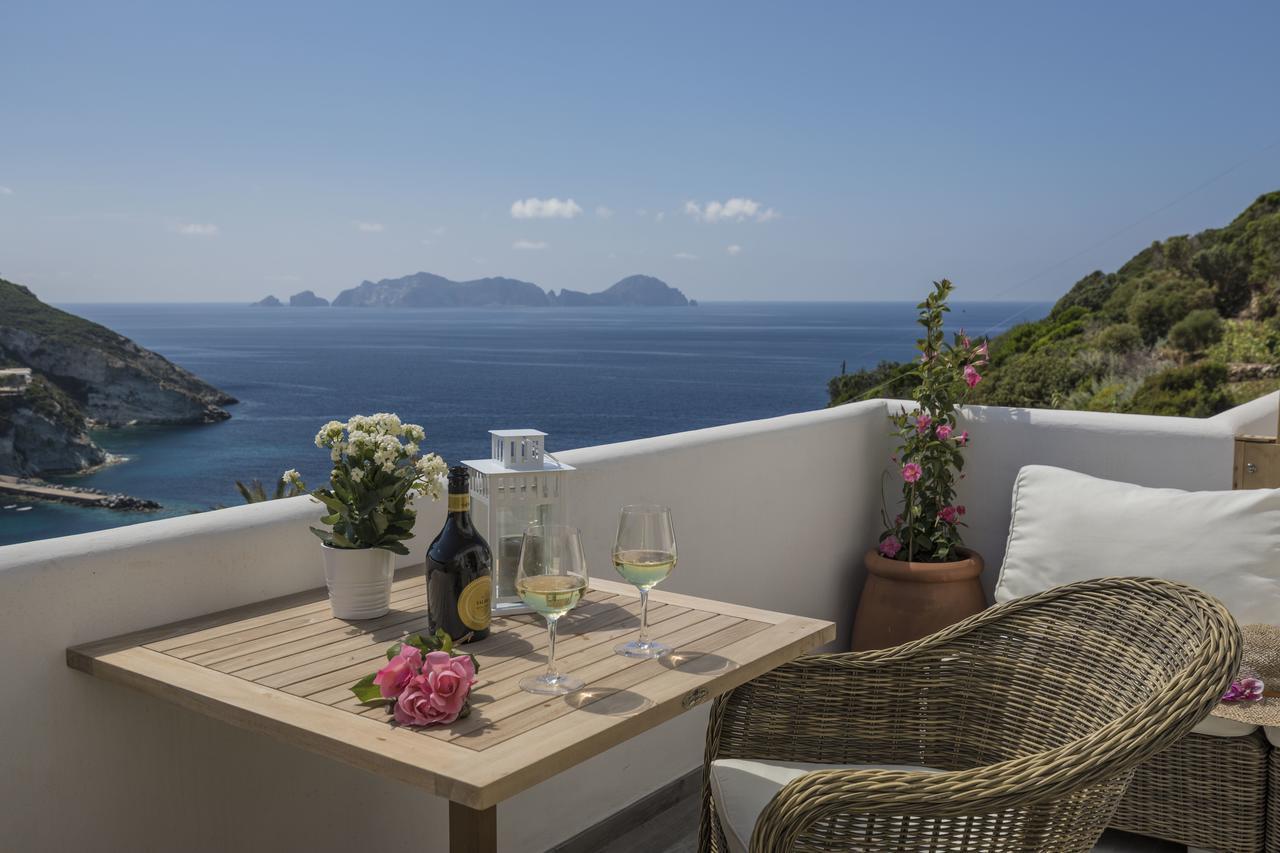 Maridea Casa Vacanza- Le Alcove Sul Mare Suites 폰차 외부 사진